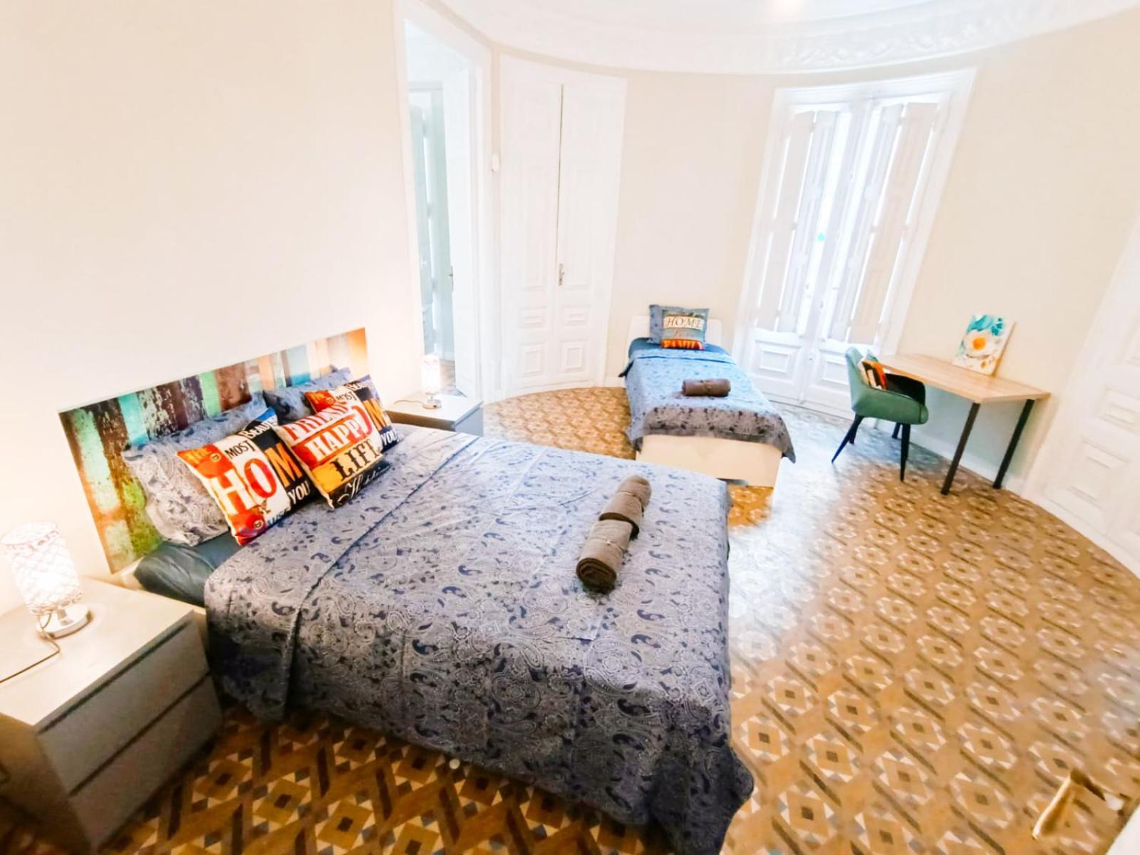 Private Rooms By Plaza Catalunya Barcelona Ngoại thất bức ảnh