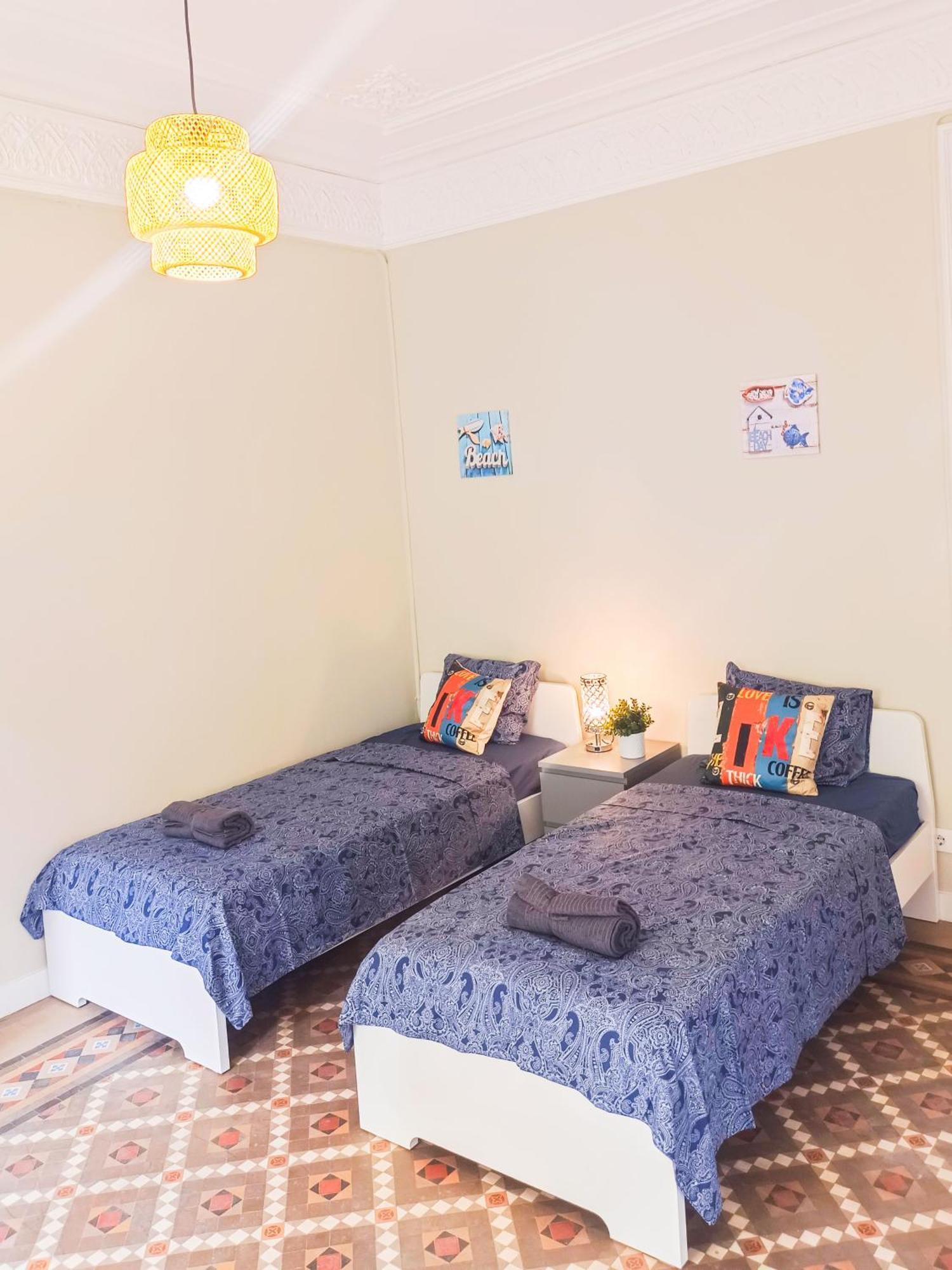 Private Rooms By Plaza Catalunya Barcelona Ngoại thất bức ảnh