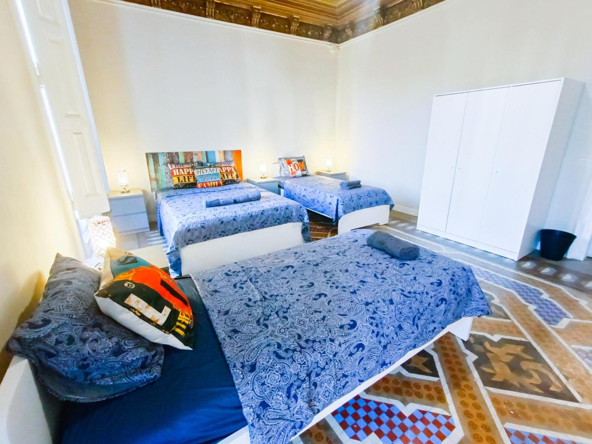 Private Rooms By Plaza Catalunya Barcelona Ngoại thất bức ảnh