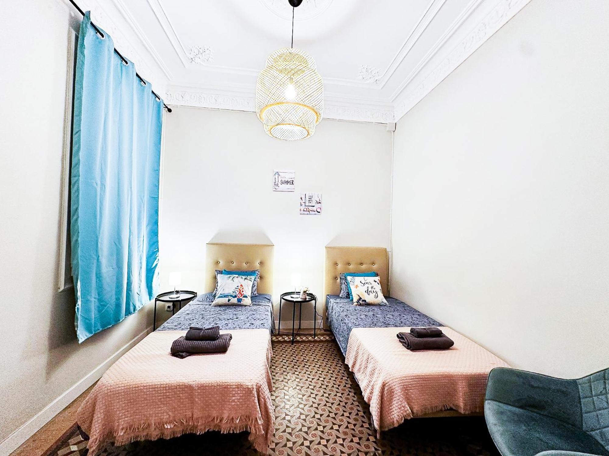 Private Rooms By Plaza Catalunya Barcelona Ngoại thất bức ảnh